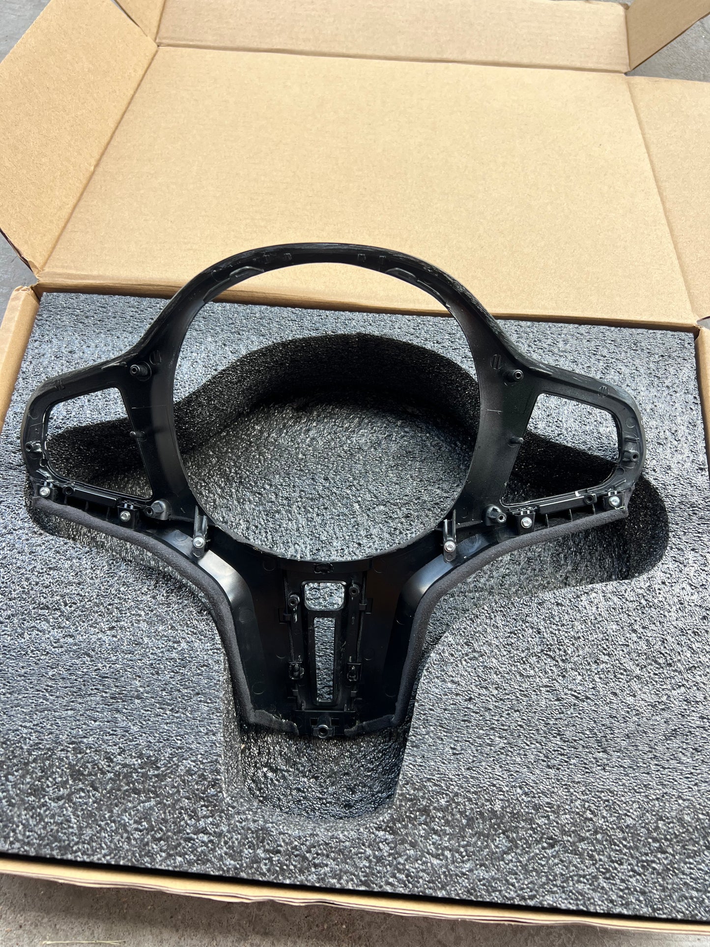 Lenkradspange Carbon / Alcantara im B-Style passend für G80/G81/G82/G8 3 G87