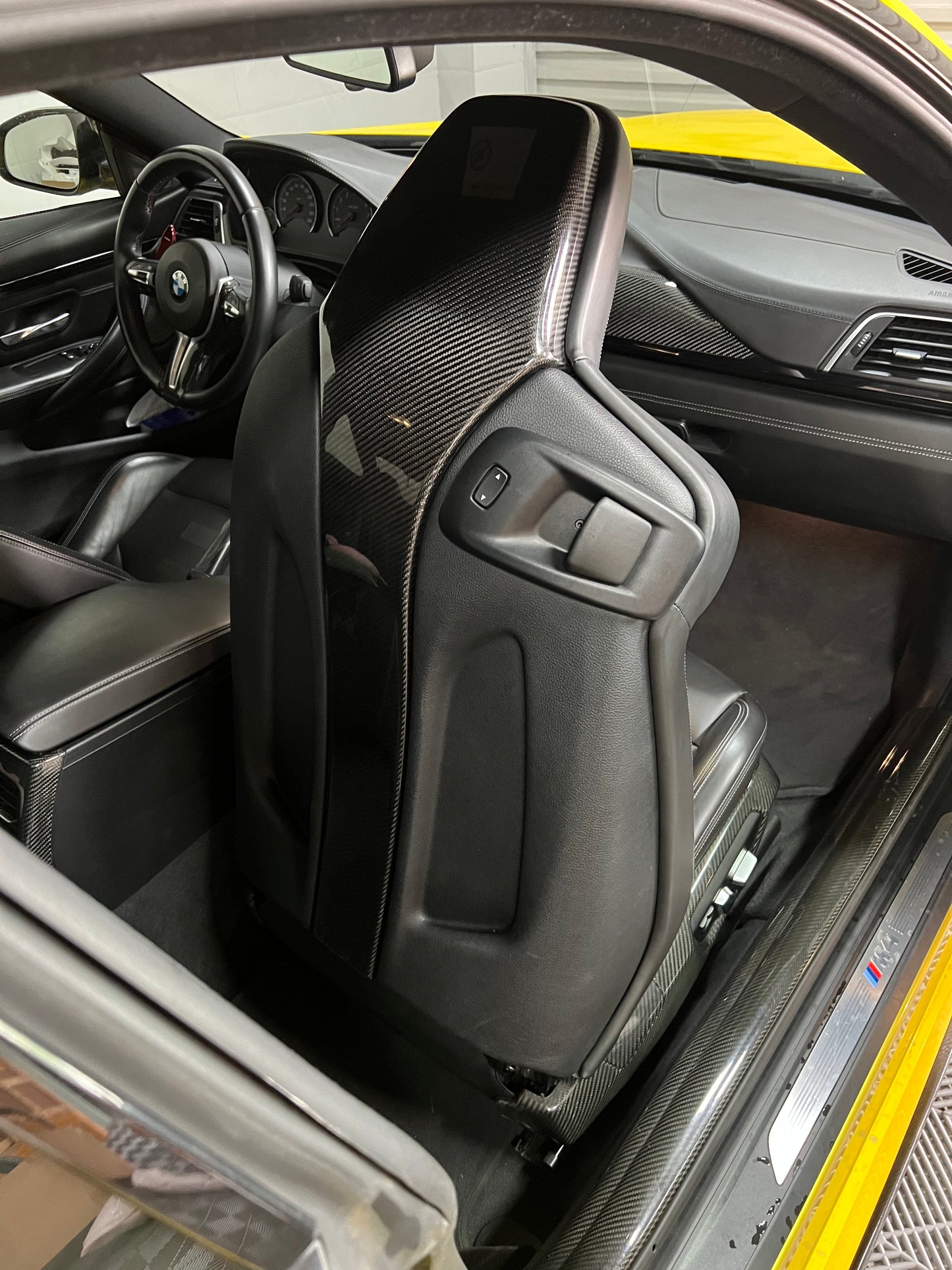 Sitz Abdeckung Carbon passend für BMW M3 (F80) & M4 (F82-F83)