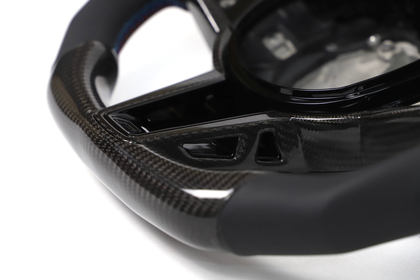 Lenkrad BMW G8x LCI Carbon / M Stiching / M 12h Makierung