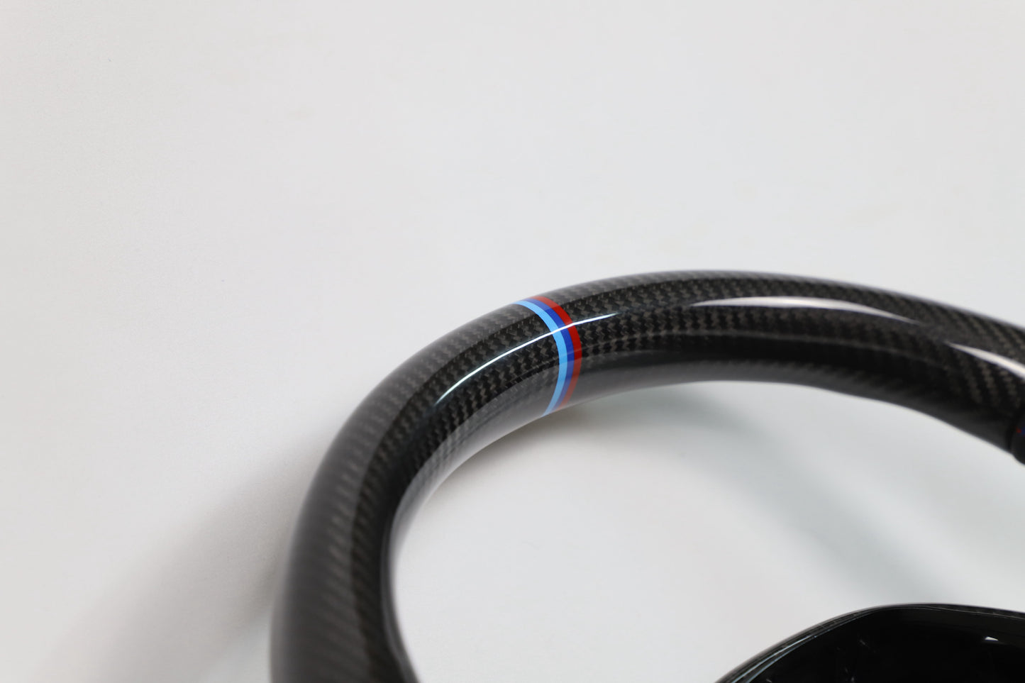 Lenkrad BMW G8x LCI Carbon / M Stiching / M 12h Makierung