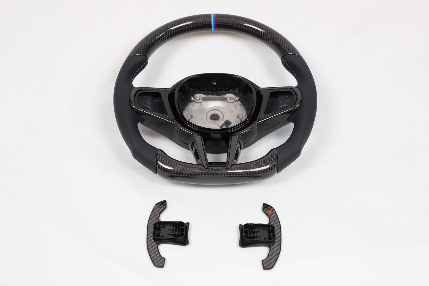 Lenkrad BMW G8x LCI Carbon / M Stiching / M 12h Makierung